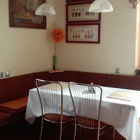 Strozowka Homestay *